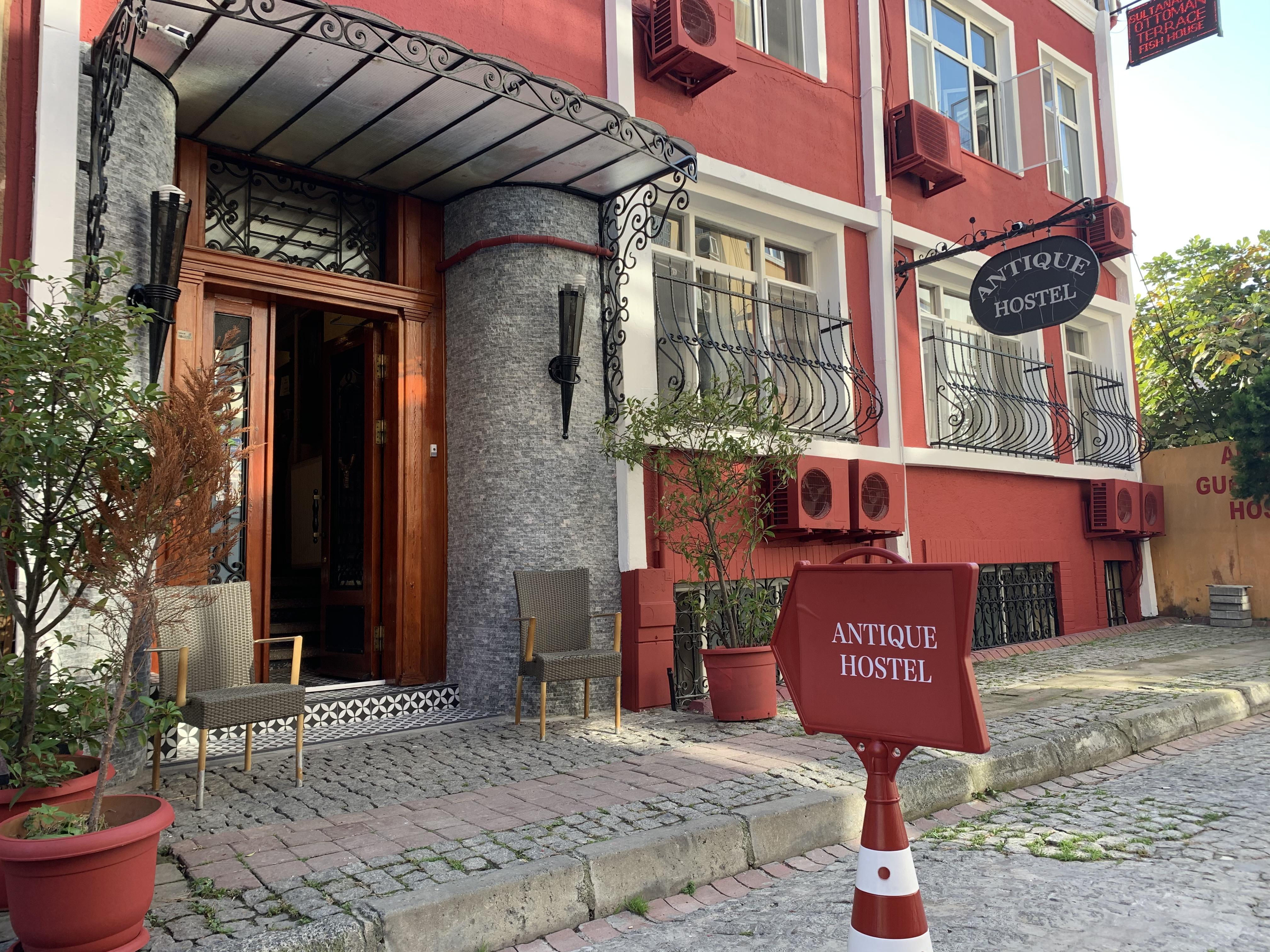 Antique Hostel Istanbul Bagian luar foto